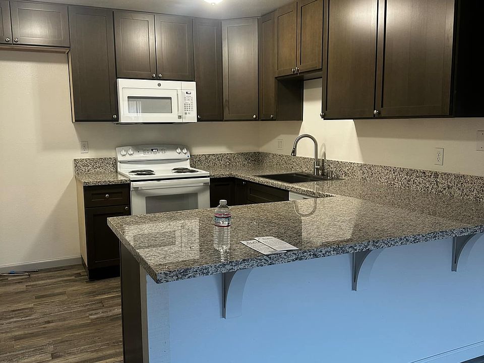 2nd image of 9627 Old Placerville Rd #9629