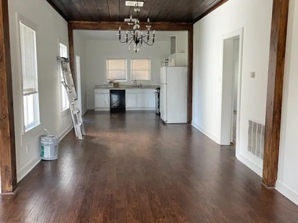 528 S Crocker St, Sulphur, LA 70663