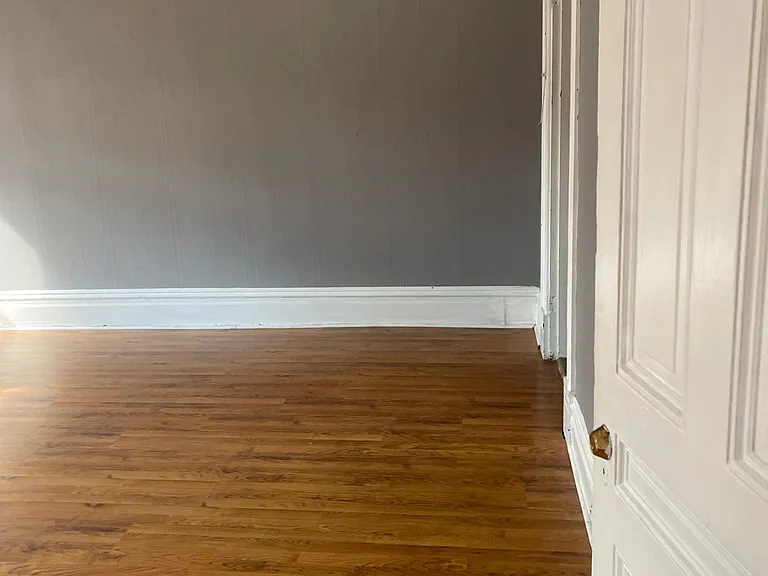 XL living room 18 * 20 feet