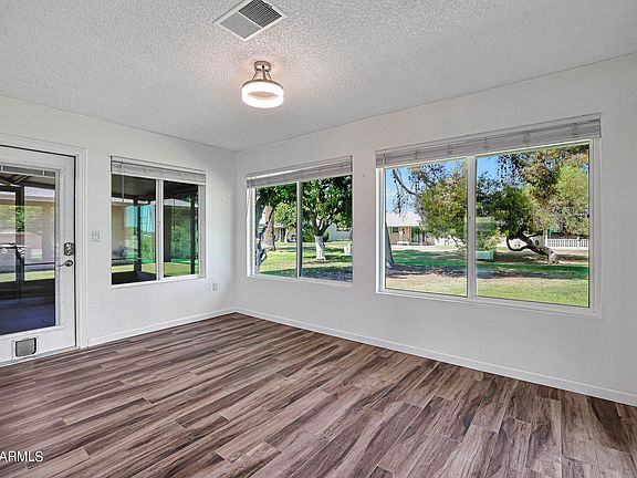 5th image of 13605 N HAWTHORN Drive