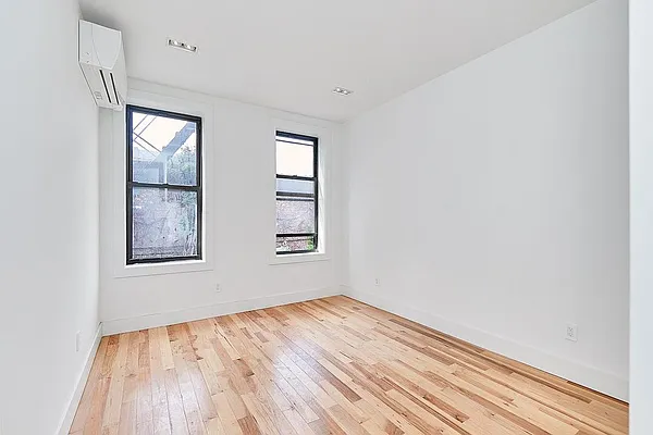 Rented by Skyward | media 12