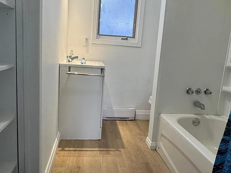 754 The Queensway S #MAIN — Photo 11