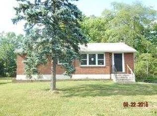 8 Hassemer Ave, Cherry Hill, NJ 08002