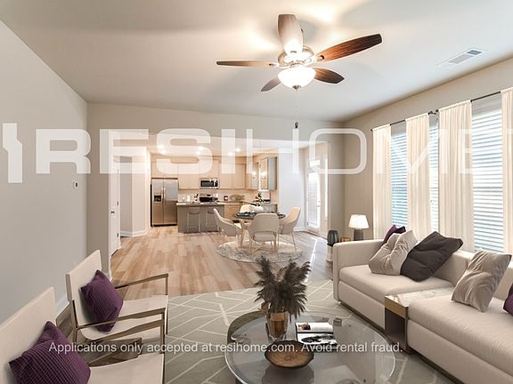 4th image of 1670 Station Bluff Dr