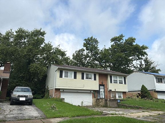 2nd image of 708 Circle Dr