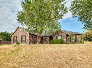 7225 Morning Song Dr, Oklahoma City, OK 73150