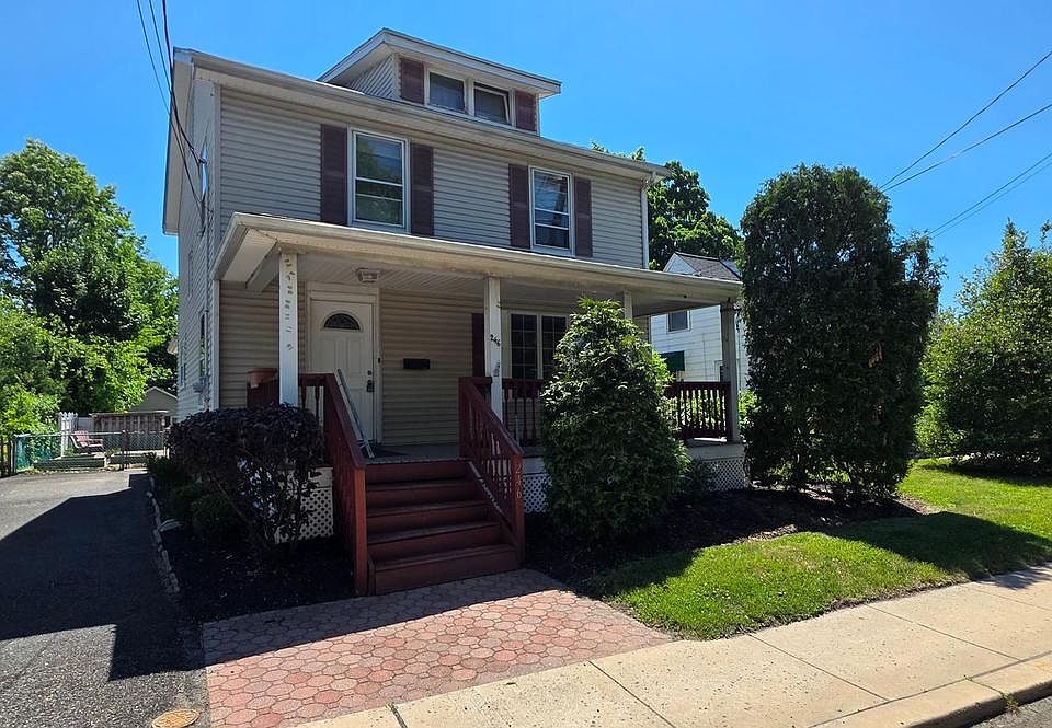1st image of 246 Franklin St