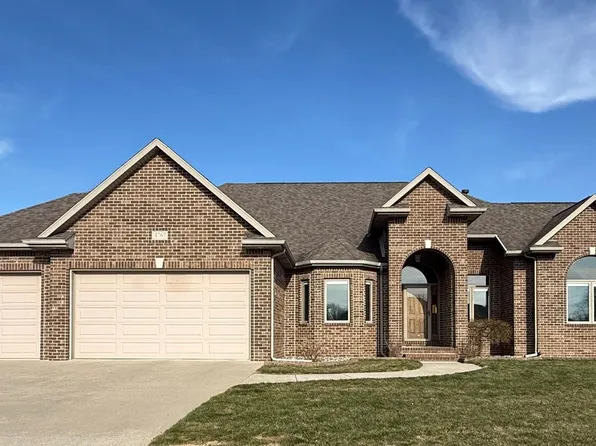 4767 Pine View Ct, Bay City, MI 48706