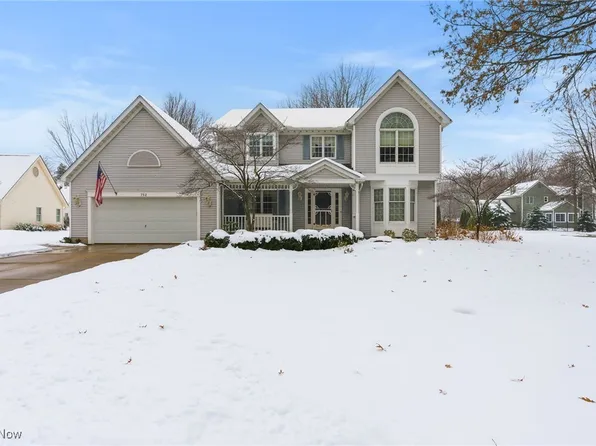 752 Firestone Dr, Avon Lake, OH 44012