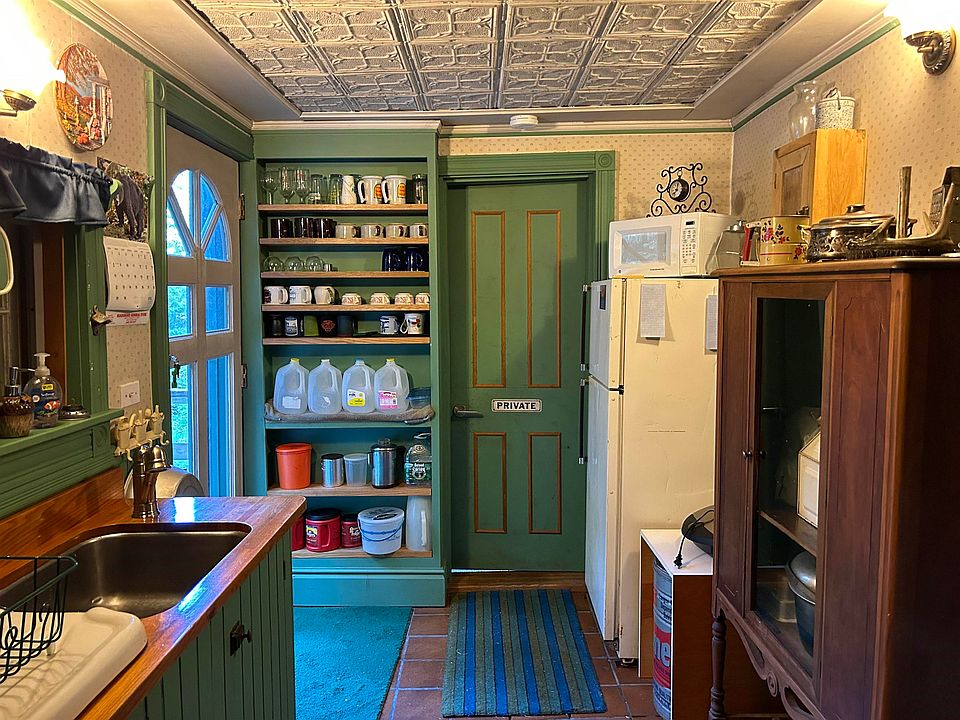 6923 Vermont Route 9, Bennington, VT 05201 Zillow