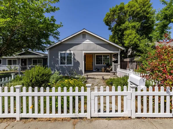 222 D St, Lincoln, CA 95648