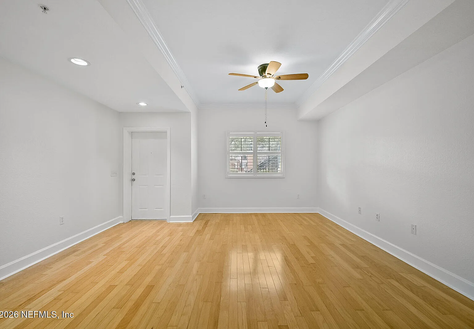 3 bed, 2.0 bath, 1181 sqft, $1,650 — Photo 4