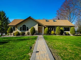 940 Union Rd, Shrub Oak, NY 10588