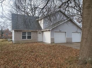 4818 Prairie Cir, Columbia, MO 65201