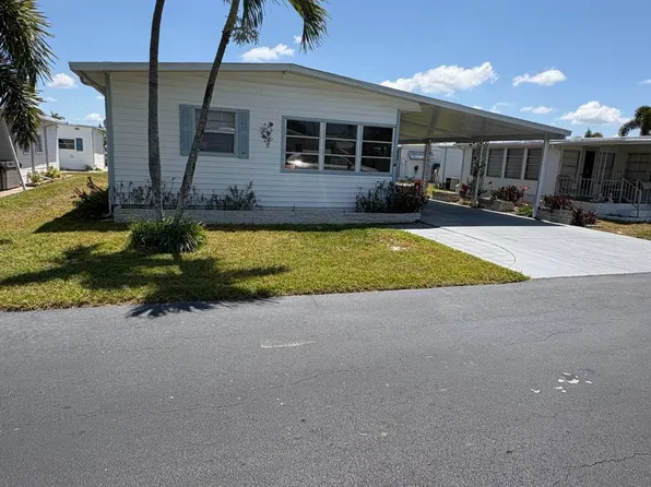 115 Pier B, Naples, FL 34112
