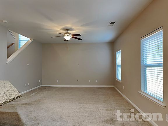 4th image of 143 Ridge Terrace Ln