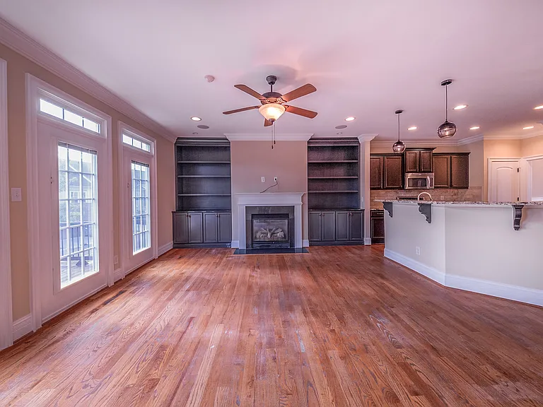 1032 Alemany St — Photo 12