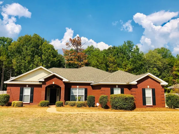 418 Longwood Trl, Pike Road, AL 36064
