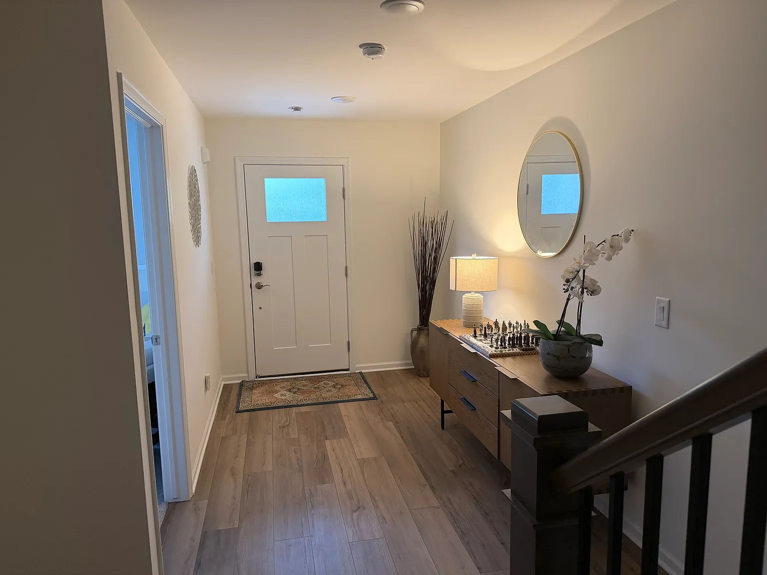 4 bed, 3.5 bath, 2545 sqft, $3,600 — Photo 2