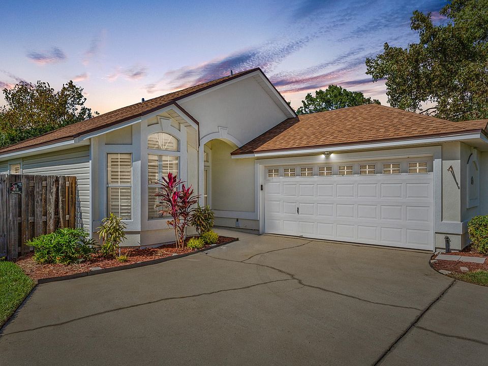 1st image of 2086 El Lago Way