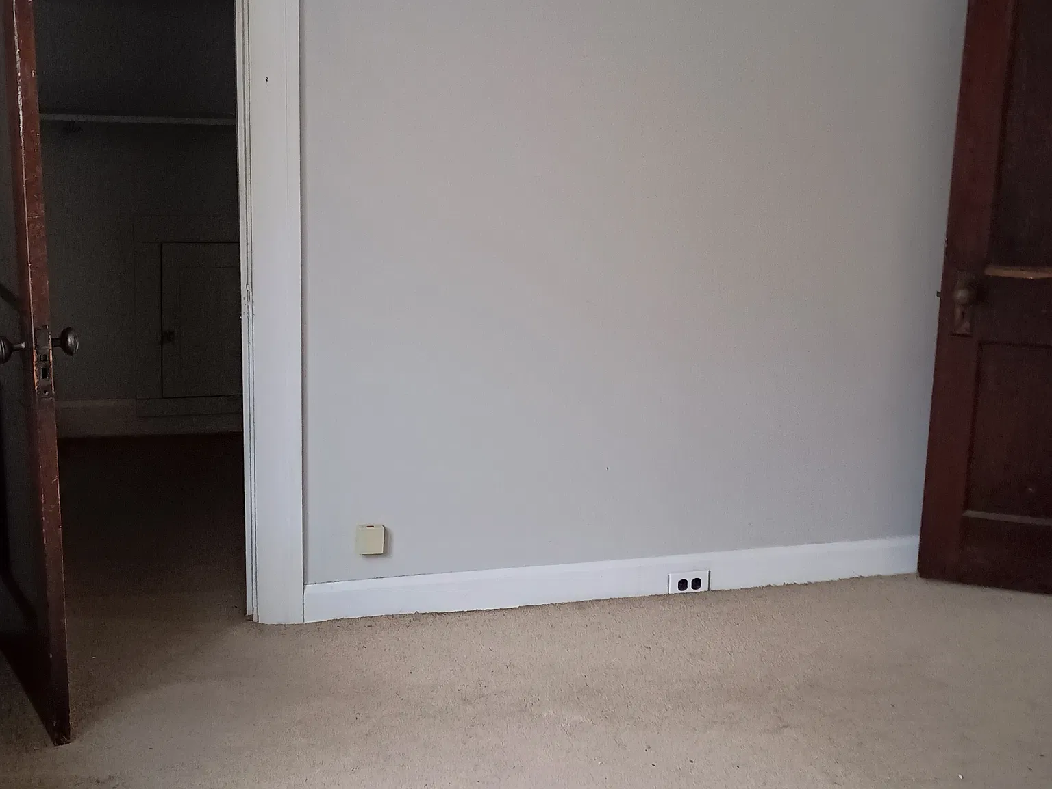 2 bed, $1,000 — Photo 4