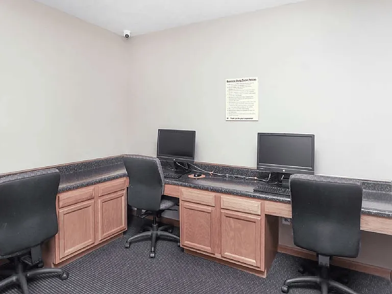 Forest Ridge — Photo 7