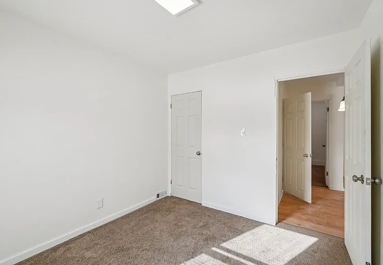 7350 Globe St — Photo 15