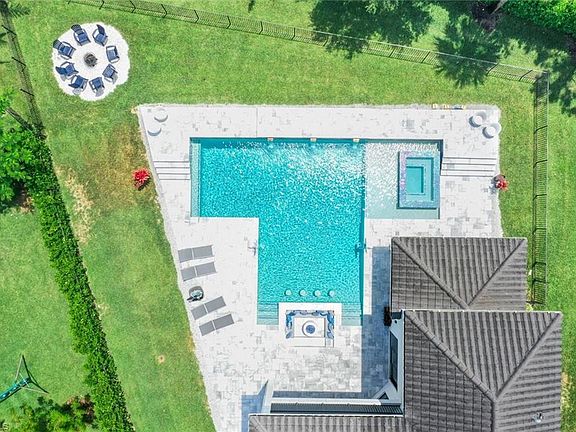 4th image of 4138 Aspen Chase DR