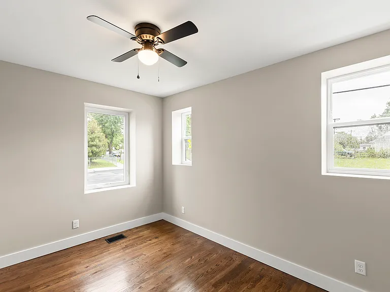 903 Orchard Ave — Photo 6