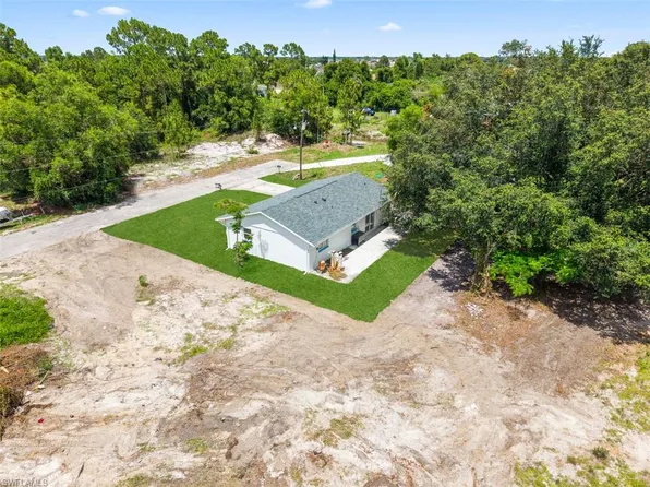 3203 28th ST SW, LEHIGH ACRES, FL 33976