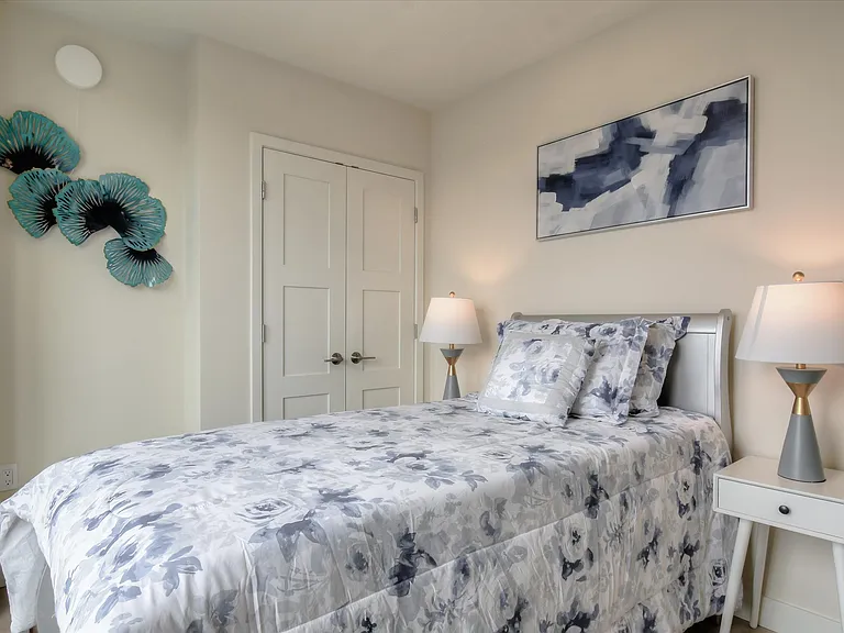 2224 Clement St — Photo 14