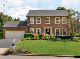 9461 Wayne Brown Dr, Powell, OH