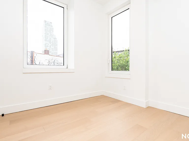 107 S 6th St #3B — Photo 10