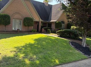 751 Lake Meadow Dr, Collierville, TN 38017
