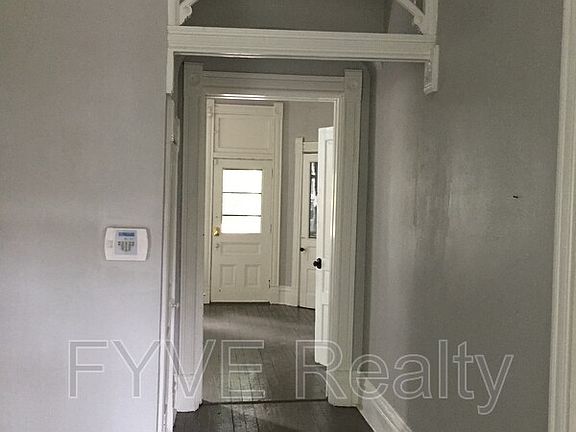 2nd image of 3541 California Ave Floor 1