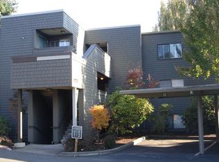 5602 SW Riverside Ln APT 6, Portland, OR 97239