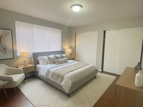 1 Bed/1 Bath Apartment off Hampton Ave!