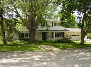 1210 Chapel Hill Rd, Madison, WI 53711