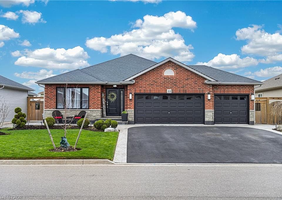 1st image of 22 Linda Cres