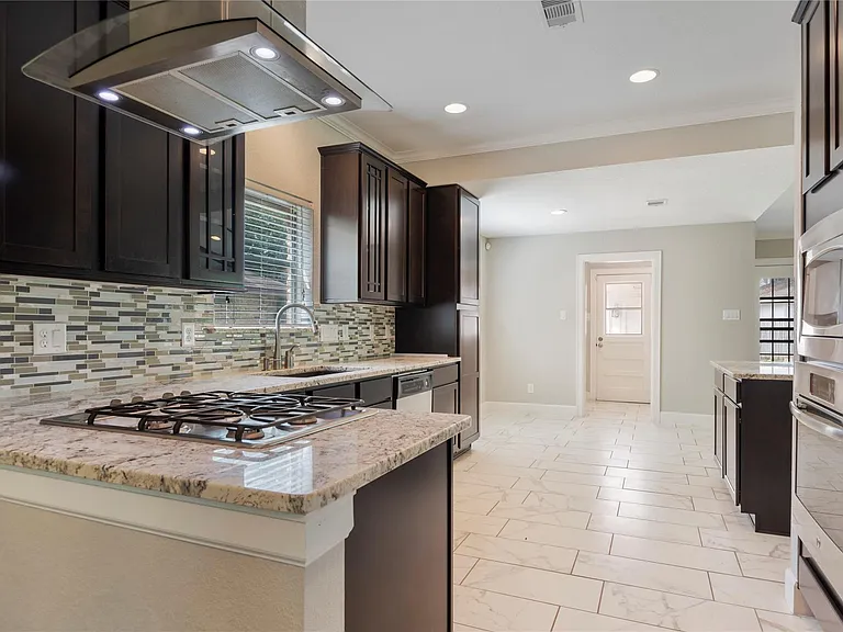 4023 Bayou Grove Dr — Photo 9