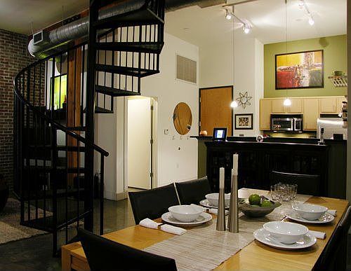 Dining/Kitchen