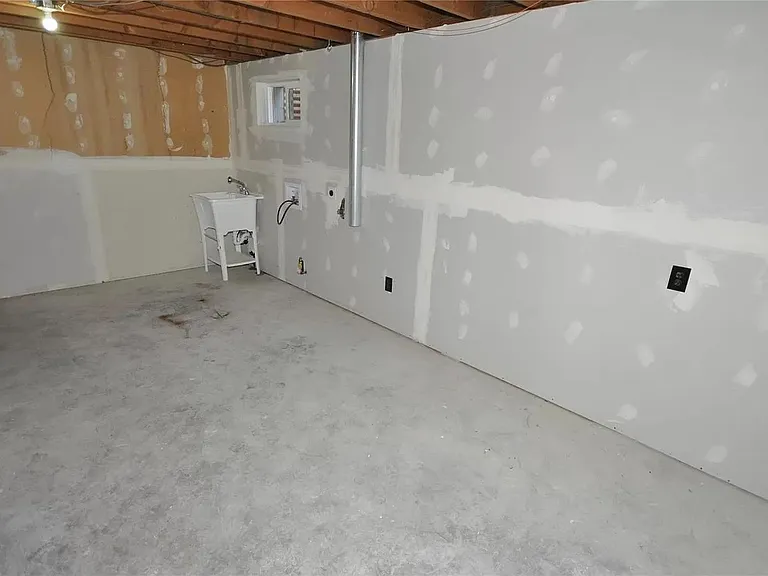 3671 W Union Ave — Photo 16