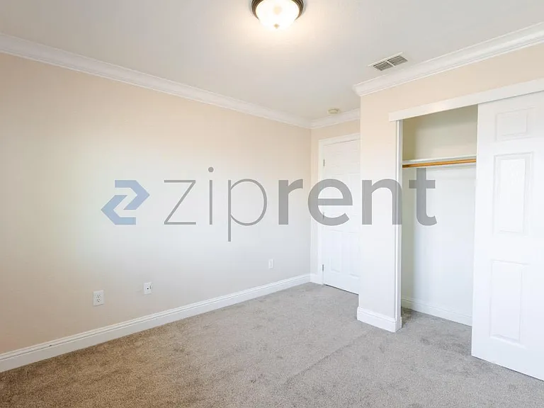 5609 Freestone Dr — Photo 30