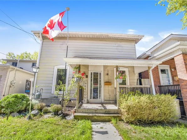 9 Superior St, Brantford, ON N3S 2J9