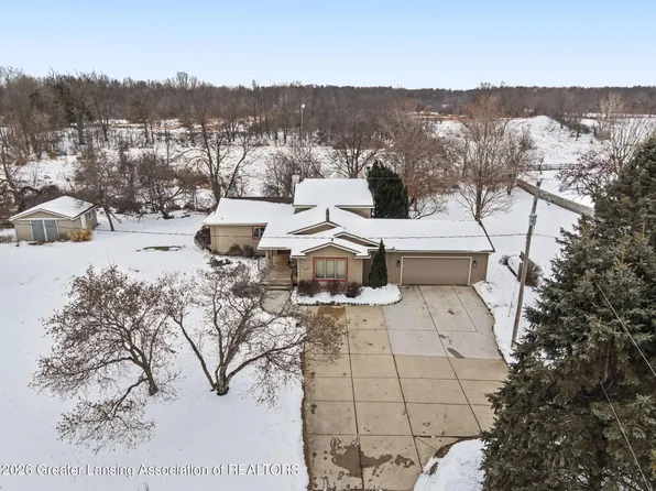 5286 Alward Rd, Laingsburg, MI 48848
