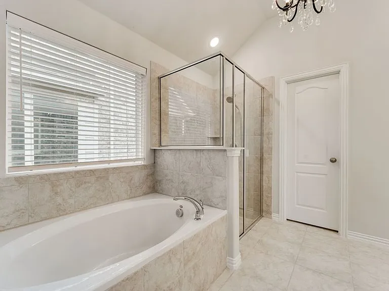 2819 Willow Ln — Photo 14