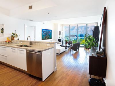 601 NE 36th St APT 1402, Miami, FL, 33137