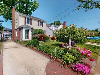 109 Broadfield Road, Hempstead, NY, 11550