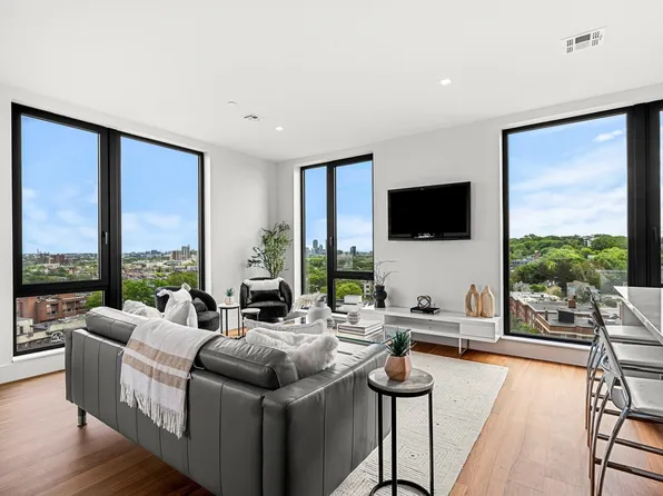1515 Commonwealth Ave #311, Brighton, MA 02135