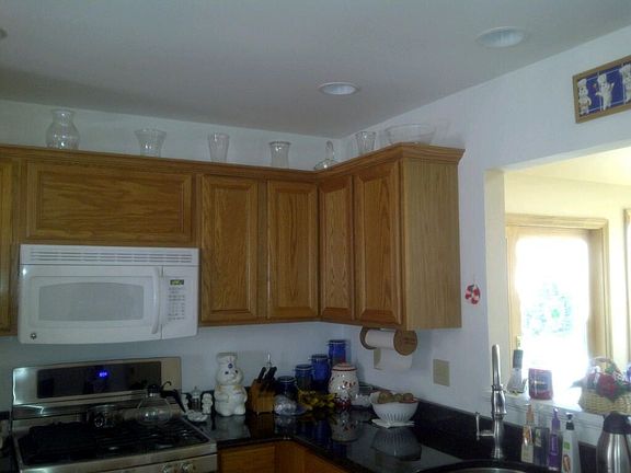 Crown molding on cabinets